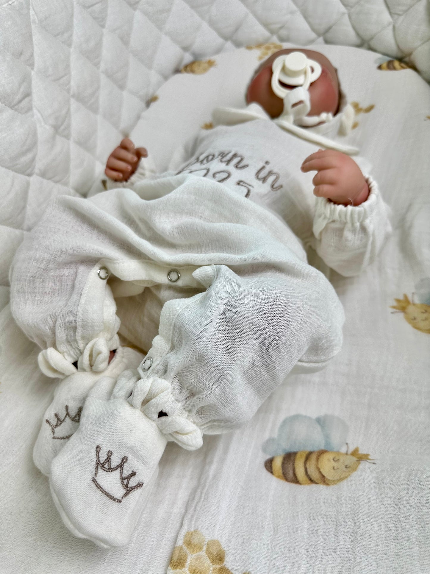 Hello World Newborn Outfit Set